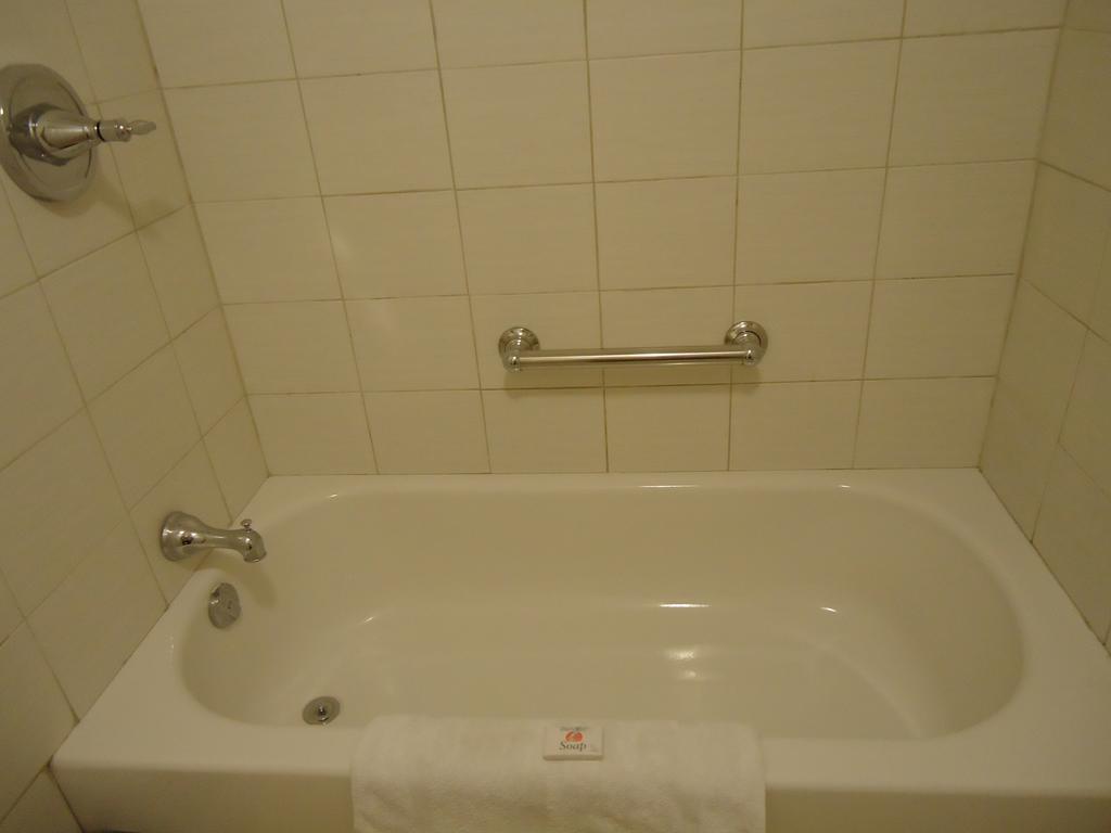 Westmount Motel Woodstock Ngoại thất bức ảnh